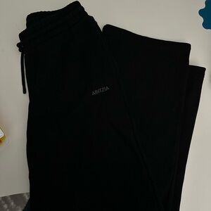 Aritzia cozy sweat fleece boyfriend wide sweatpant